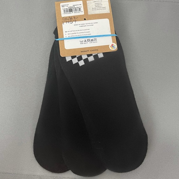 Vans- Women’s black no show socks (3 pack) - Picture 3 of 4
